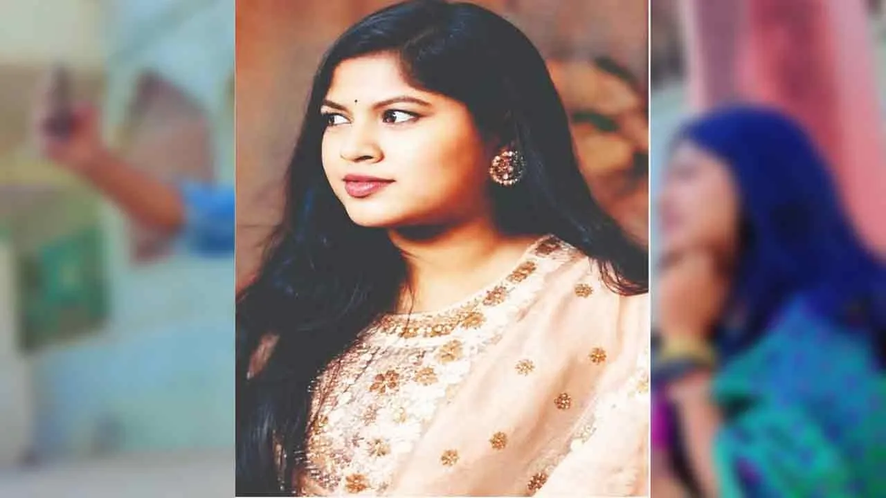 ডেঙ্গুতে গর্ভের সন্তানসহ মারা গেলেন চট্টগ্রামের শিক্ষিকা