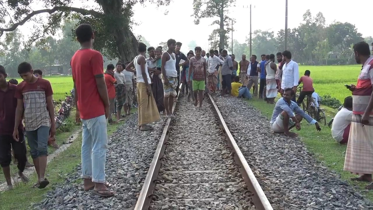 লালমনিরহাটে ট্রেনে কাটা পড়ে অজ্ঞাত নারীর মৃত্যু