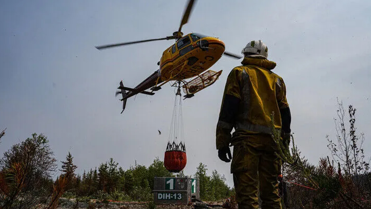 Over 850 wildfires across Canada, smoke disrupts public life