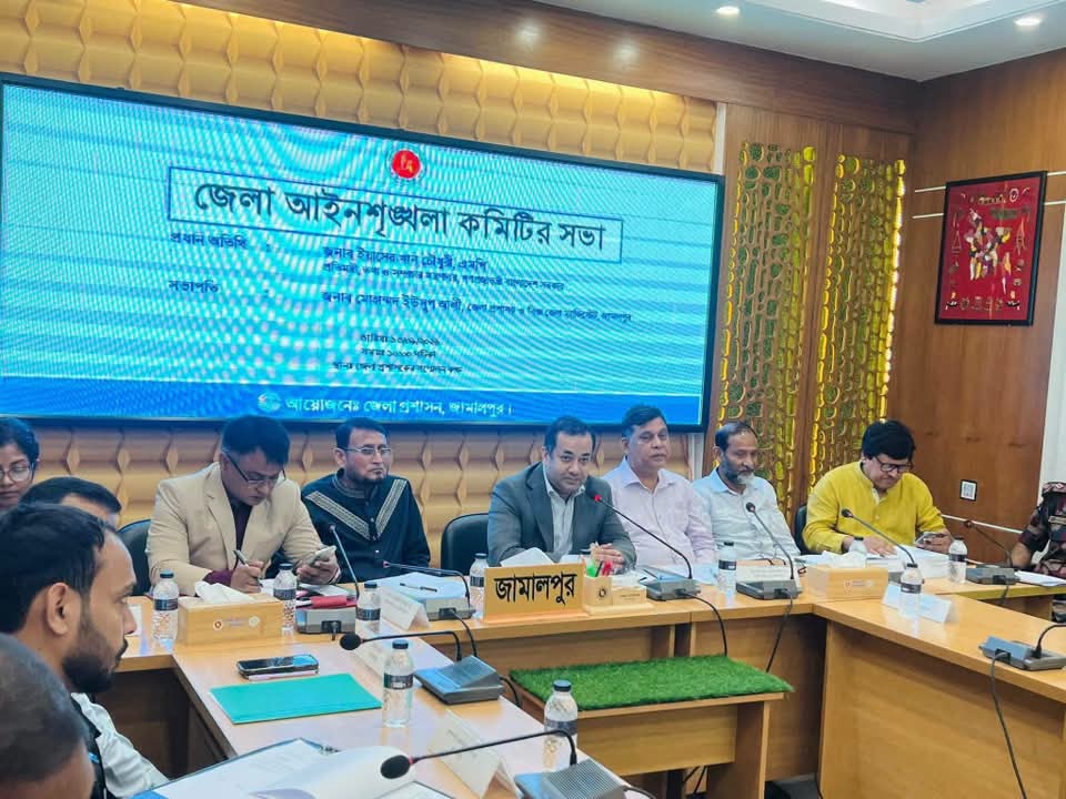 দেশে সারের সংকট নেই, বিতরণে মনিটরিং জোরদারের নির্দেশ