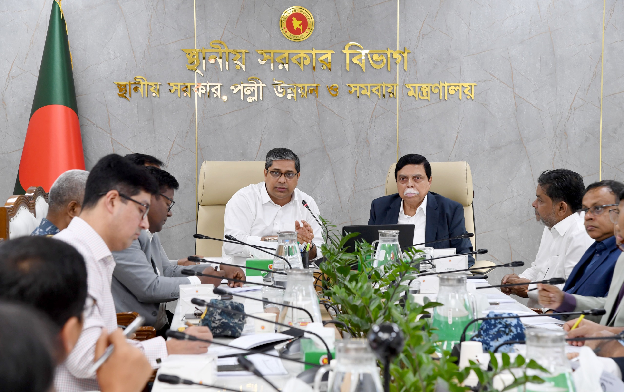 প্রধানমন্ত্রীর 'ক্লিন অ্যান্ড গ্রিন সিটি' বাস্তবায়নে দুই সিটি কর্পোরেশনের কার্যক্রমকে আরও বেগবান করার নির্দেশ: স্থানীয় সরকার প্রতিমন্ত্রী