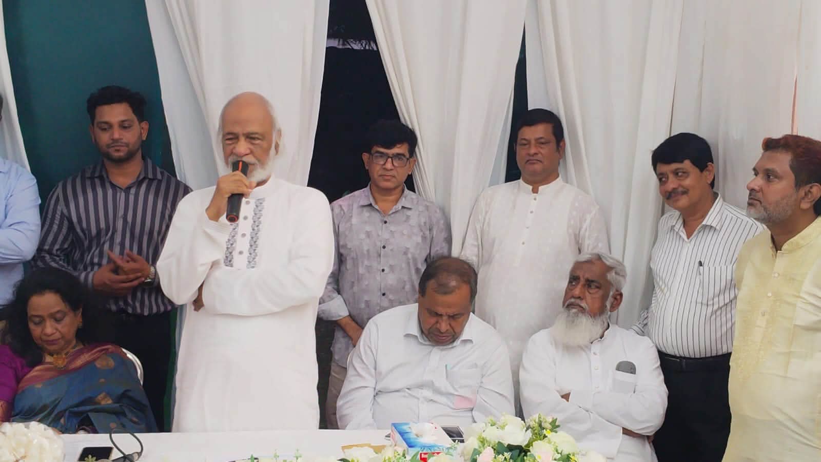 ক্ষমতার জন্য নয়, জনগণের অধিকার প্রতিষ্ঠায় হতে হবে রাজনীতি: এলজিআরডি মন্ত্রী