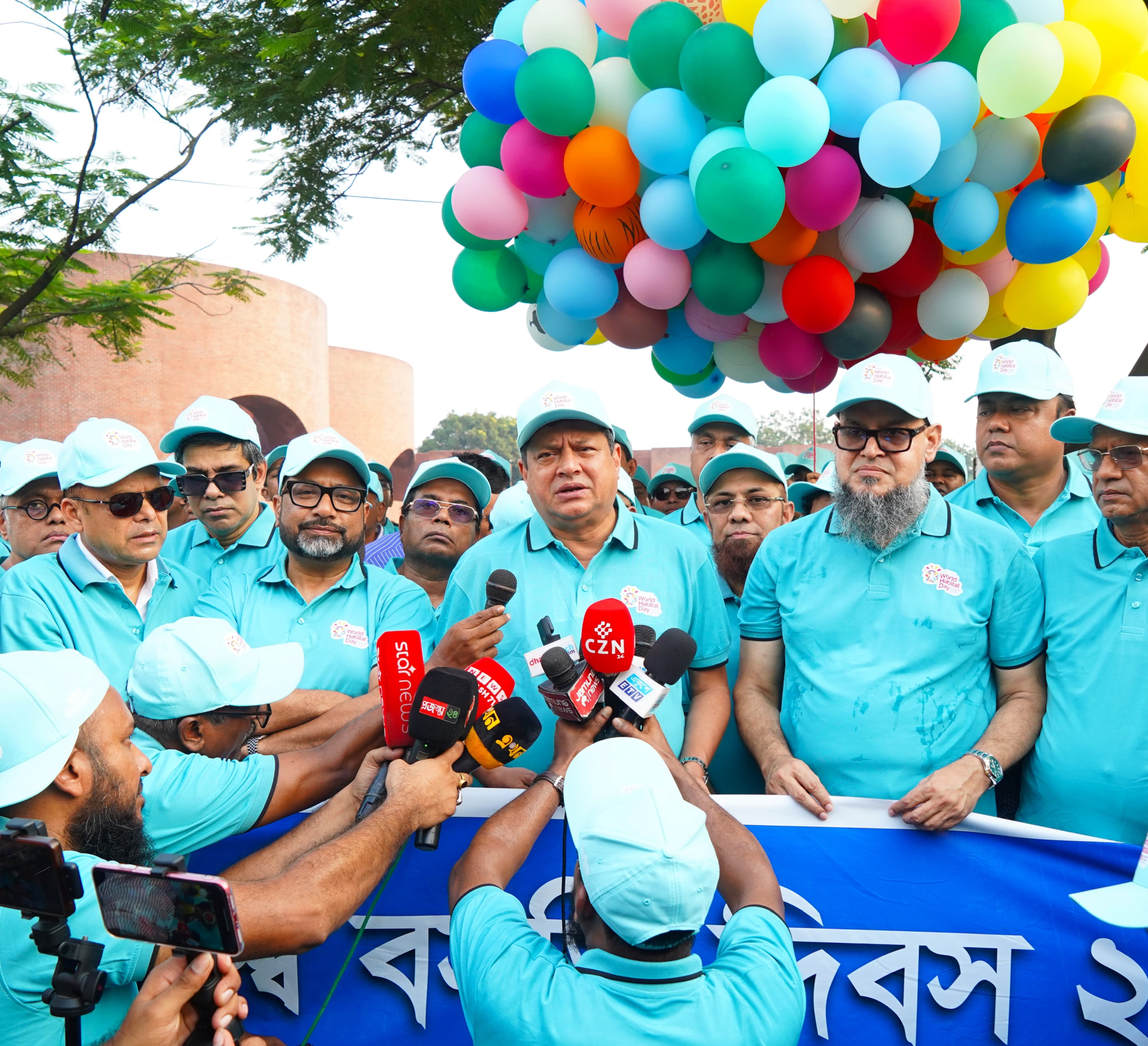 পরিকল্পিত নগরায়ণের মাধ্যমে বাসযোগ্য বাংলাদেশ গড়তে কাজ করছে সরকার: গণপূর্তমন্ত্রী