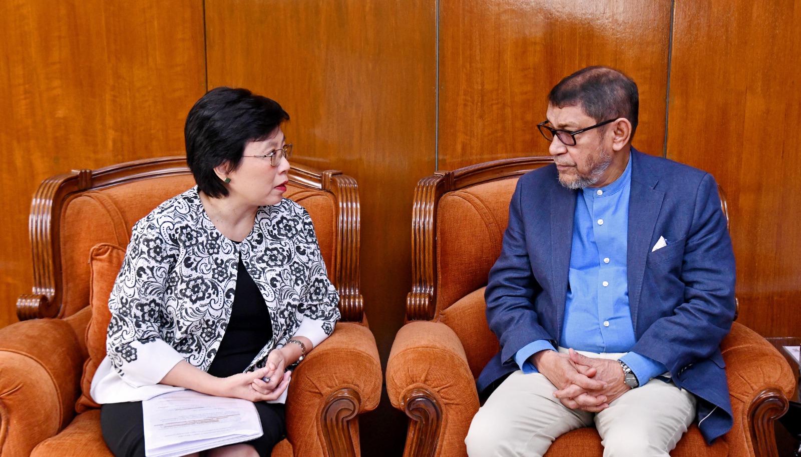 স্বাস্থ্য ও পরিবার কল্যাণ মন্ত্রীর সঙ্গে চীনা রাষ্ট্রদূতের সাক্ষাৎ