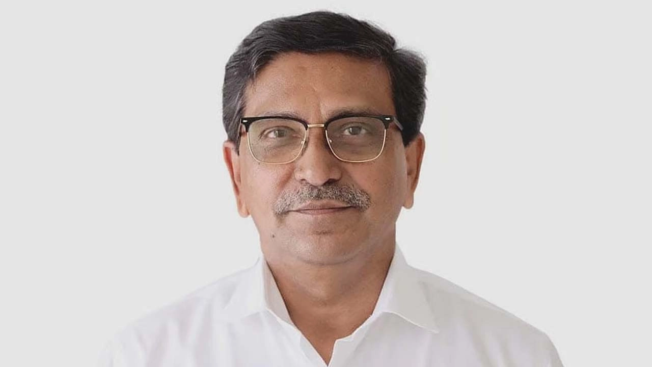মানবতাবিরোধী অপরাধের মামলায় মাহবুব উল আলম হানিফের মৃত্যুদণ্ড