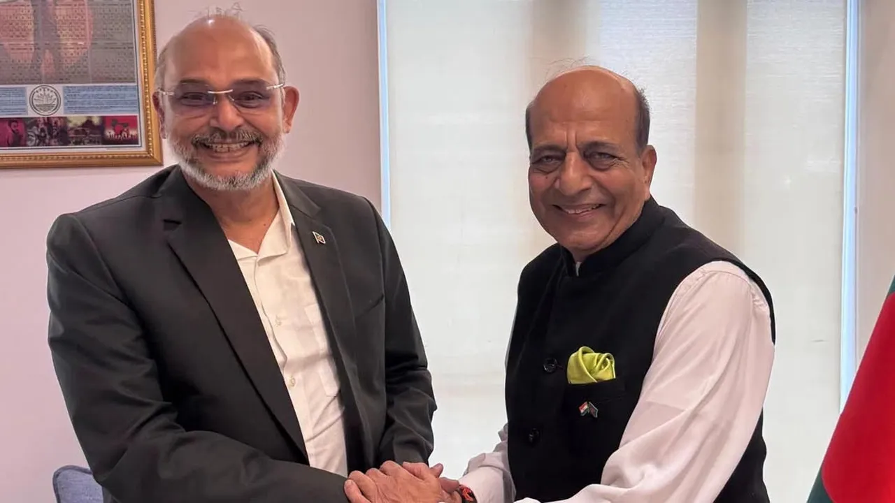 Indian High Commissioner meets Prime Minister's Adviser Dr. Titumir