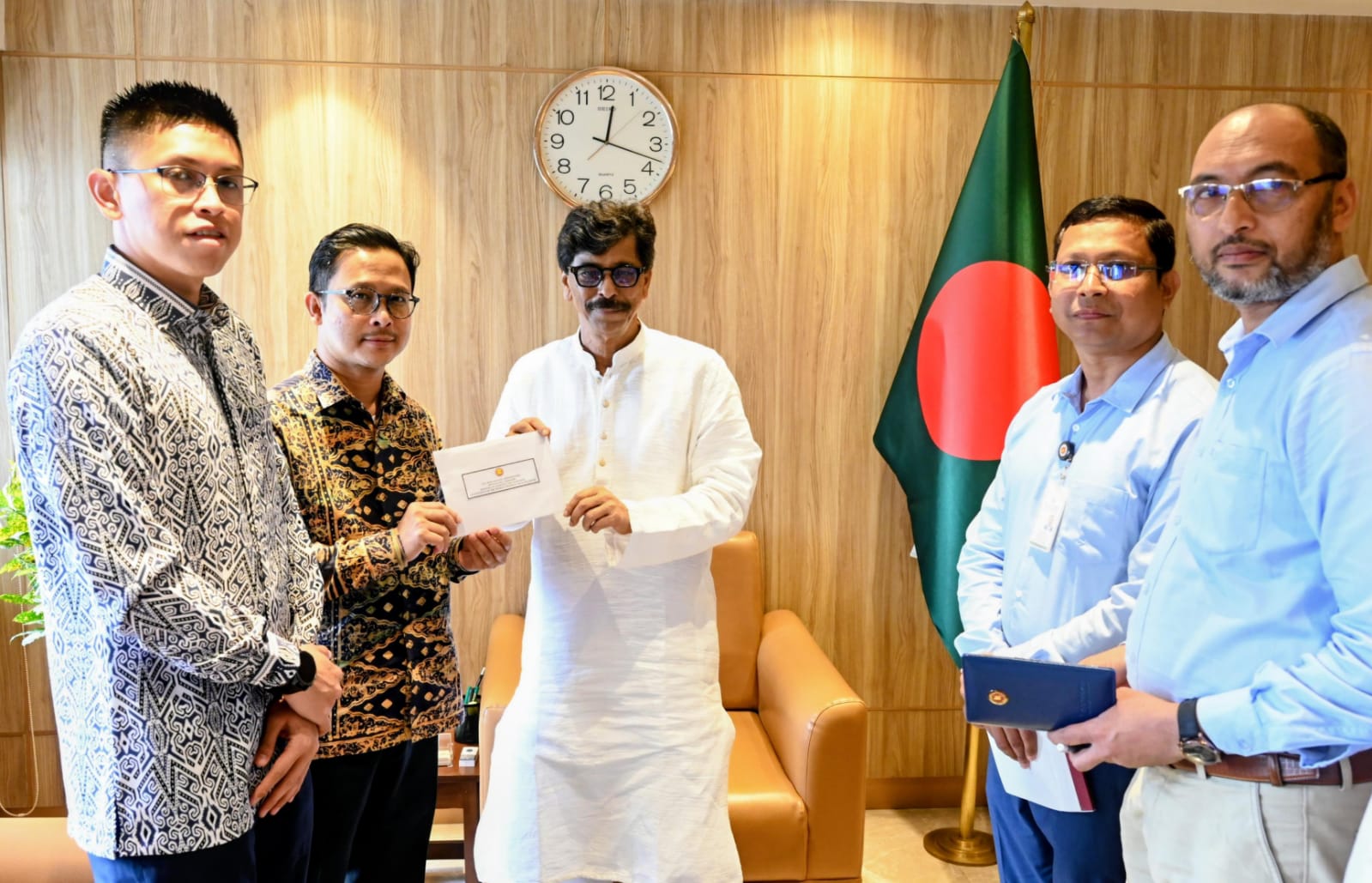 Emphasis on Strengthening Bangladesh-Malaysia Cooperation in Agriculture and Livestock Sectors
