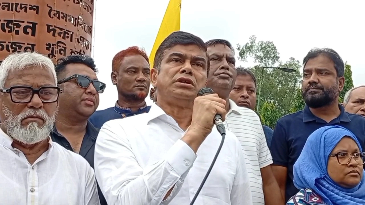 জুলাই সনদের প্রতিটি অক্ষর বাস্তবায়ন করবে সরকার: প্রতিমন্ত্রী ফরহাদ হোসেন আজাদ