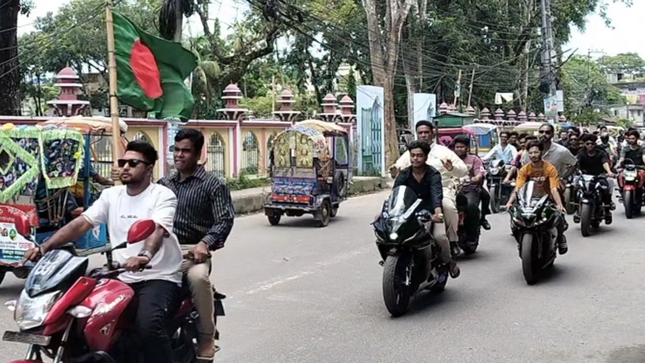 শোডাউনে বিএনপি নেতার মুখে 'জয় বাংলা' স্লোগান