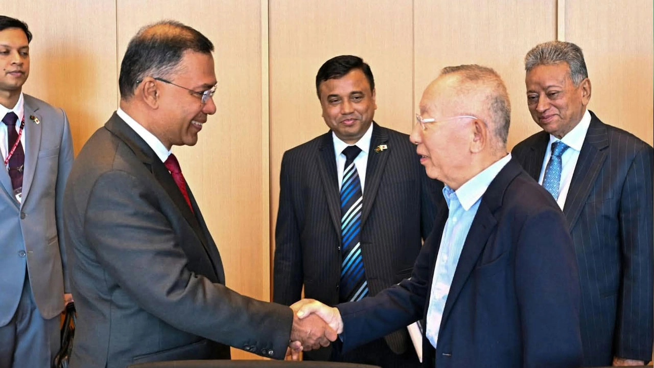 জাপানে ইউনিক্লোর শীর্ষ নির্বাহীদের সঙ্গে প্রধানমন্ত্রীর বৈঠক, আরও বিনিয়োগের আহ্বান