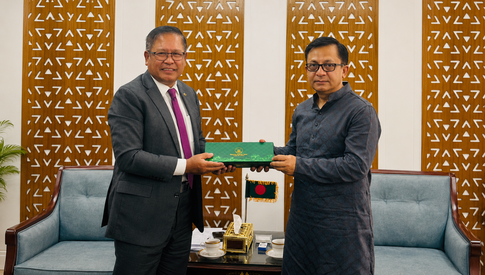 Discussion on increasing bilateral trade and Rohingya repatriation