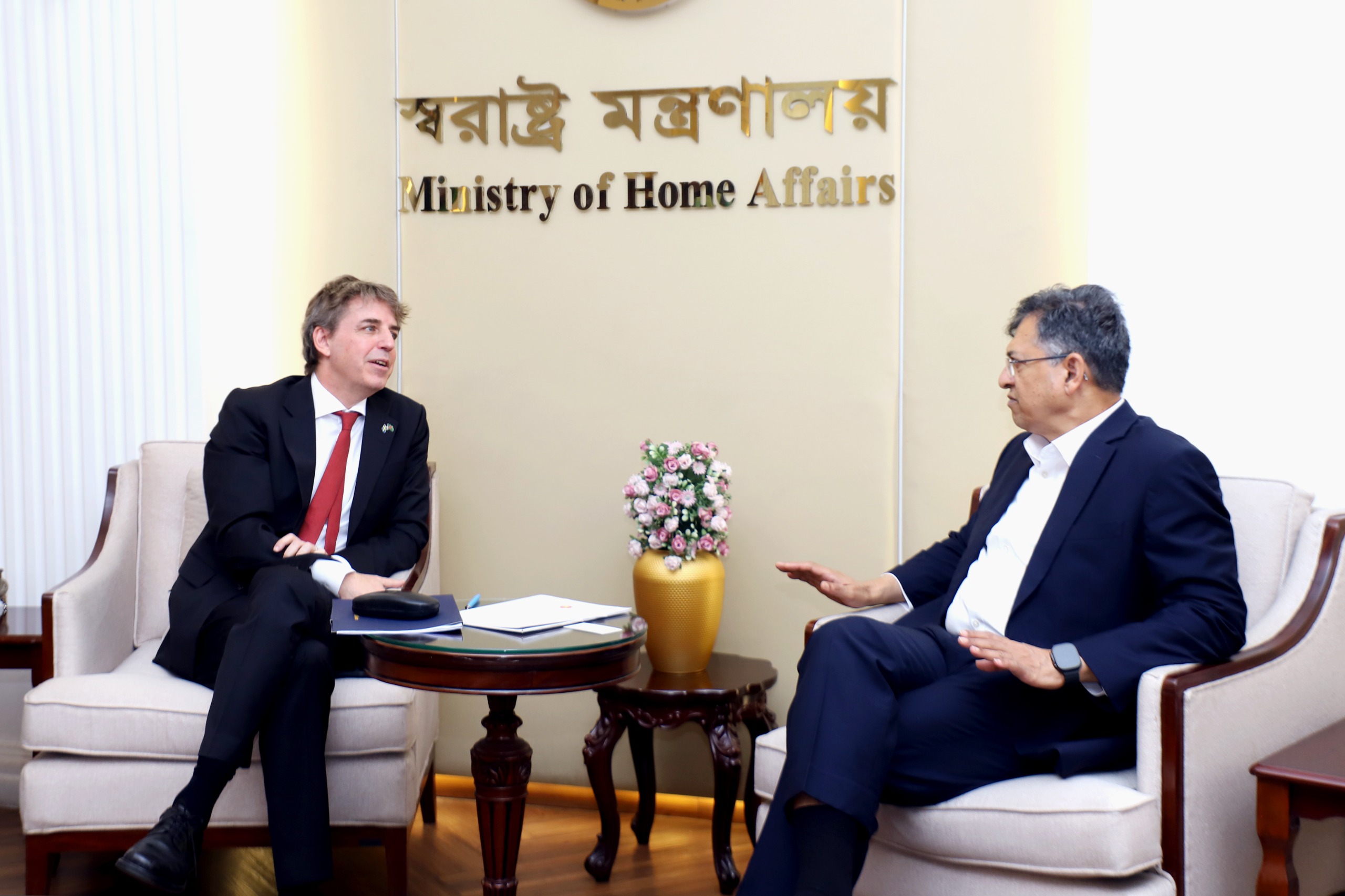 স্বরাষ্ট্রমন্ত্রীর সঙ্গে সুইডেনের রাষ্ট্রদূতের সৌজন্য সাক্ষাৎ