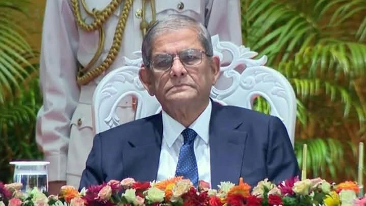 Health sector has fallen behind due to fascist rule and corruption: President
