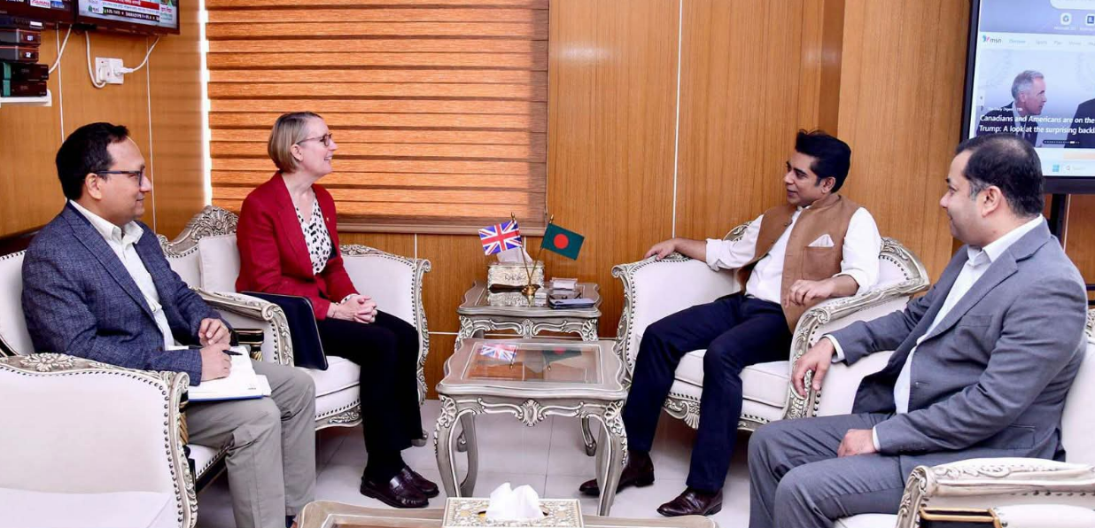 British High Commissioner meets Information Minister