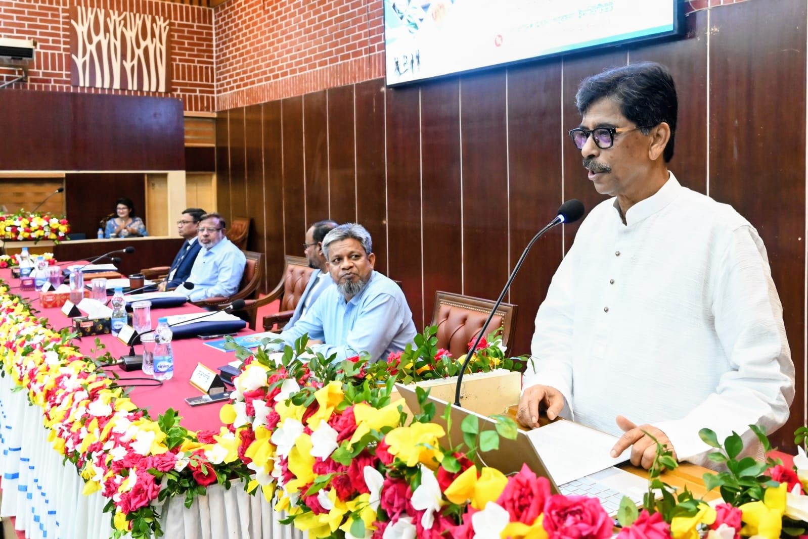 মৎস্য উৎপাদনে মান নিশ্চিত করে রপ্তানি বাড়াতে হবে: মৎস্য ও প্রাণিসম্পদ এবং কৃষিমন্ত্রী