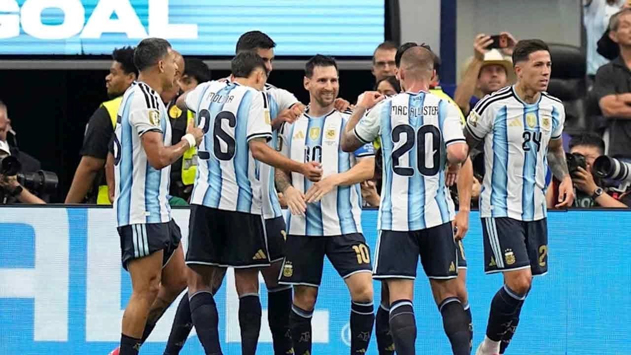 Messi's Argentina break Cape Verde's resistance to reach quarter-finals
