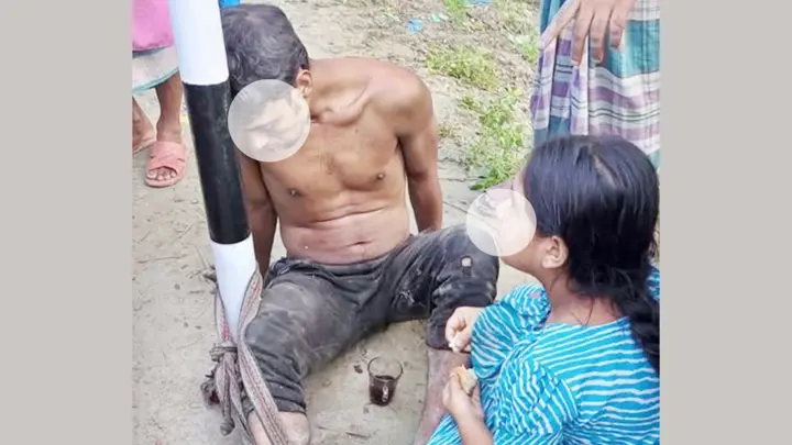 খুঁটিতে বাঁধা বাবাকে চা-রুটি খাওয়ানো শিশুর পড়াশোনার দায়িত্ব নিল প্রশাসন