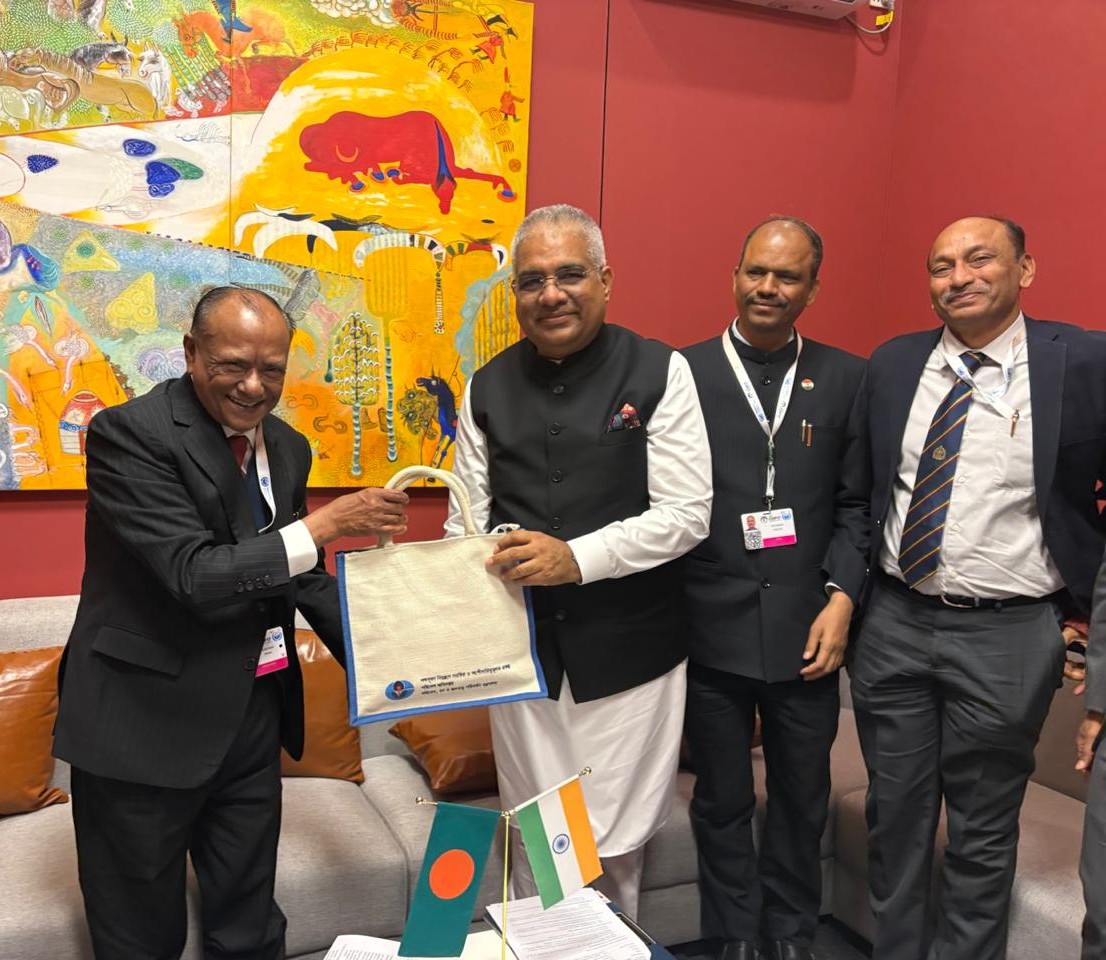 কপ-১৭ সম্মেলনের সাইডলাইনে পরিবেশমন্ত্রীর চারটি গুরুত্বপূর্ণ দ্বিপাক্ষিক বৈঠক