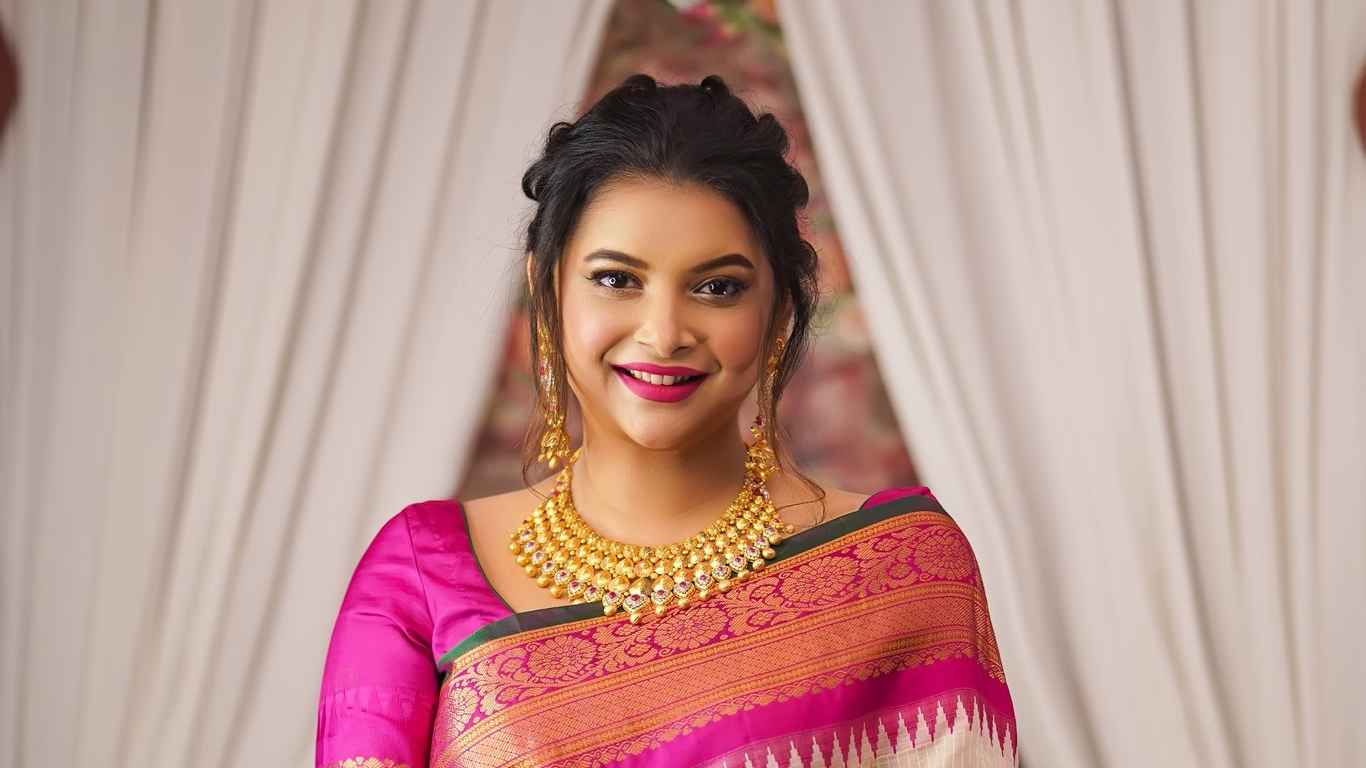 আমাকে কেউ খারাপ প্রস্তাব দেয়নি, সাহসও পায়নি: শবনম ফারিয়া