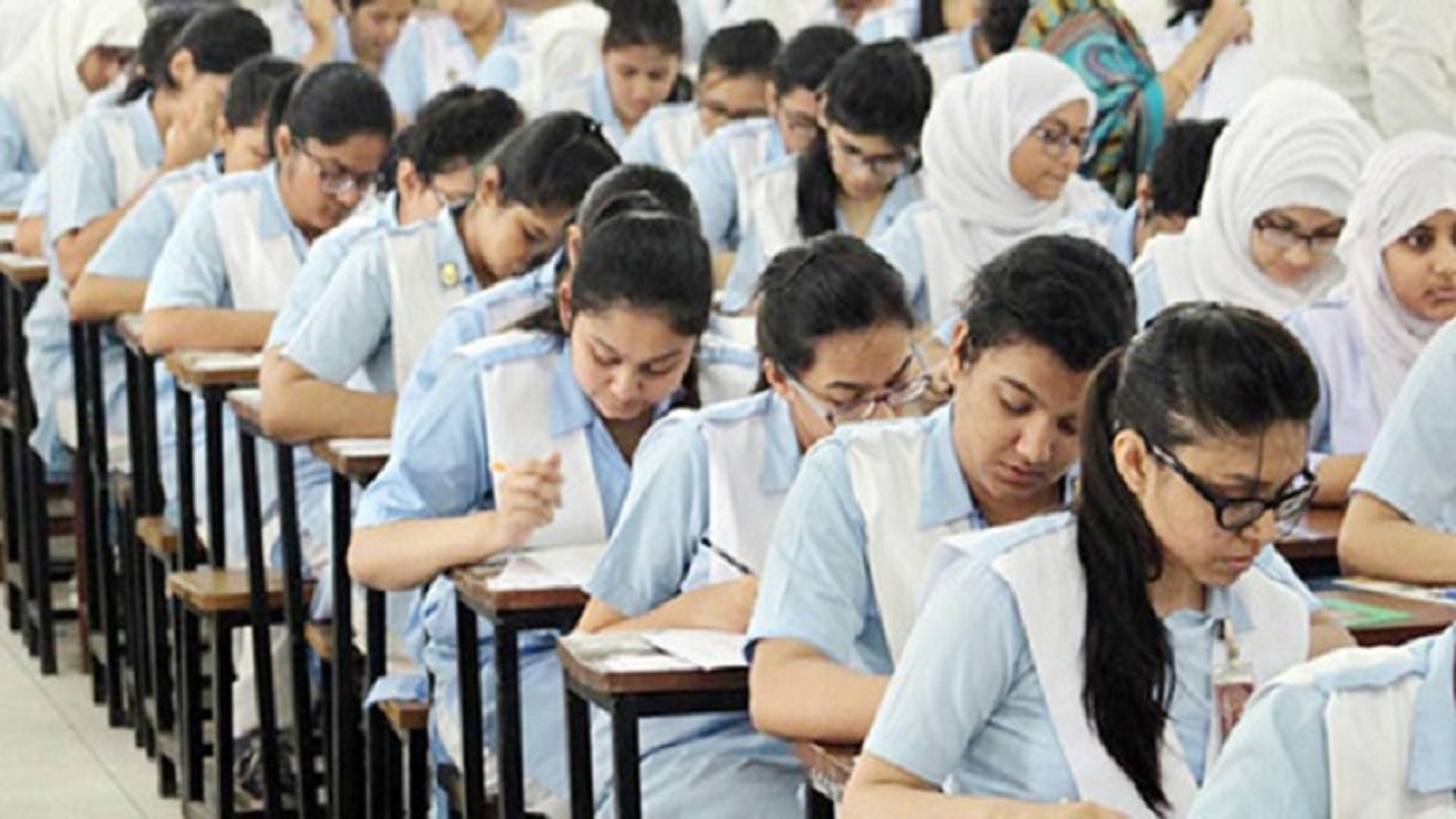 সারাদেশে শুরু হলো এইচএসসি ও সমমানের পরীক্ষা, অংশ নিচ্ছে ১২.৭০ লাখ শিক্ষার্থী