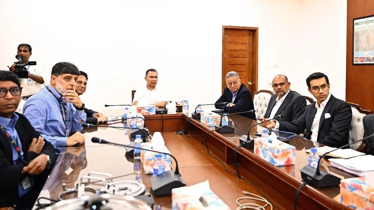 জ্বালানি সংকট মোকাবিলায় প্রধানমন্ত্রীর ৩ নির্দেশনা, সরকারি ভবনে বসবে সৌর প্যানেল
