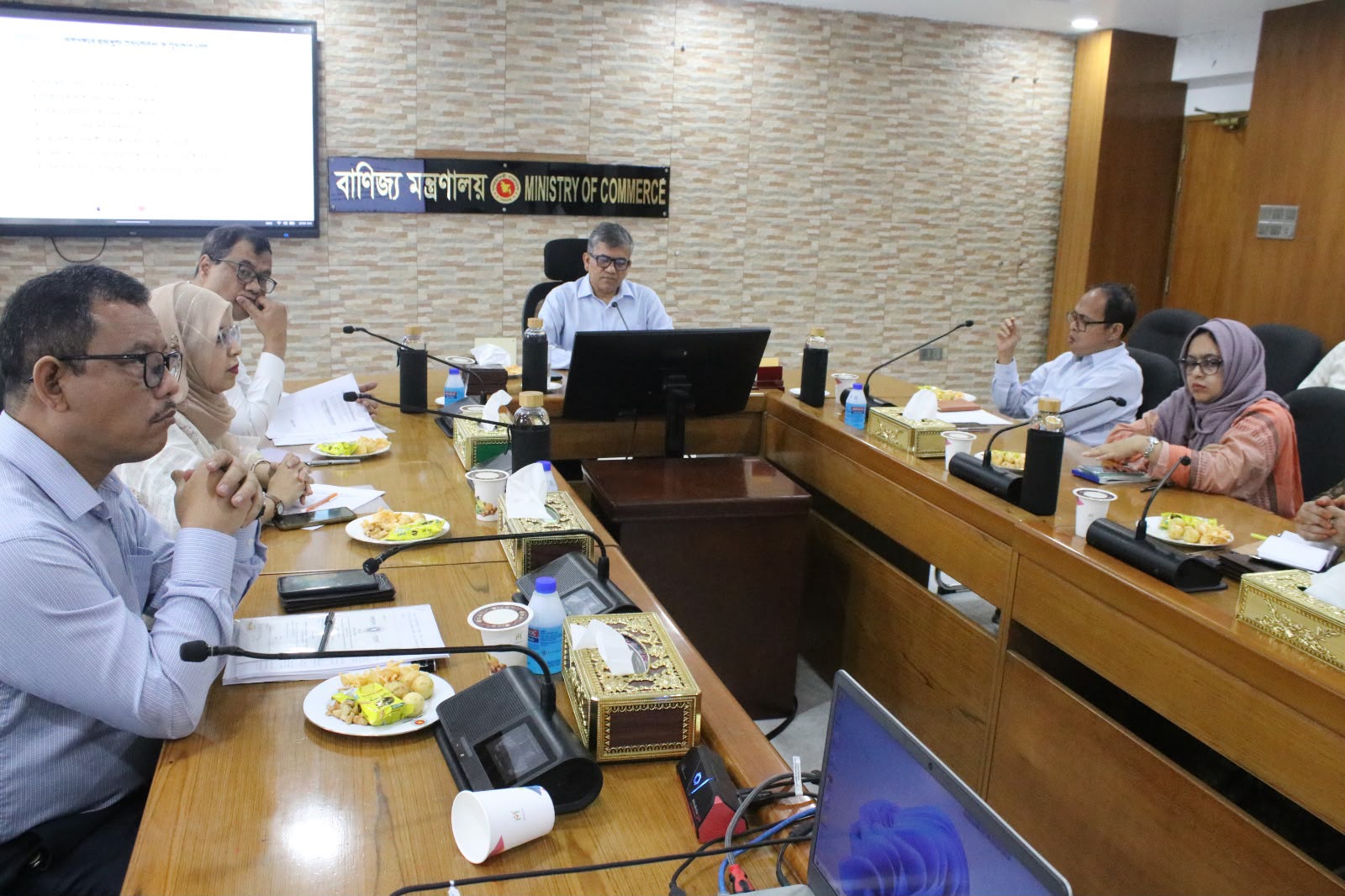 বাজার তদারকি আরও কার্যকর করতে এআই ব্যবহারের পরিকল্পনা