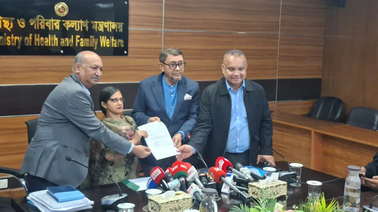 চাকরি পেলেন সাতক্ষীরার দৃষ্টিপ্রতিবন্ধী ও জাবি শিক্ষার্থী শারমিন
