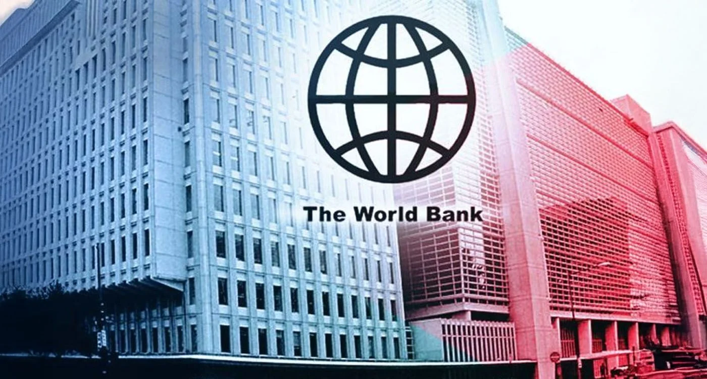 দেশের অর্থনৈতিক চাপ সামলাতে বিশ্বব্যাংকের কাছে ১৩.৭৭ বিলিয়ন ডলার ঋণ চায় বাংলাদেশ