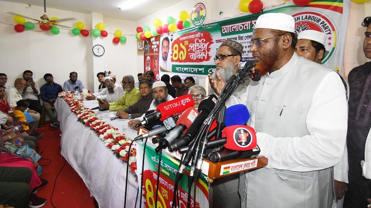 Due to political immaturity, government has fallen into a complete mess in seven months: Golam Parwar