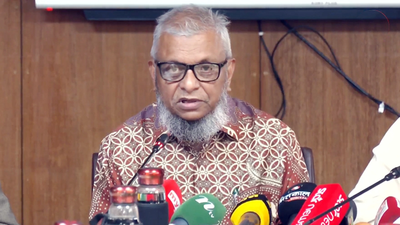 বাংলাদেশ থেকে প্রথম ধাপে ১০ হাজার শ্রমিক নেবে মালয়েশিয়া
