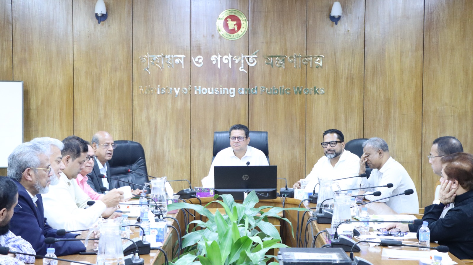 অনুমোদিত নকশার বাইরে ভবন নির্মাণ বন্ধে কঠোর ব্যবস্থা: গৃহায়নমন্ত্রী