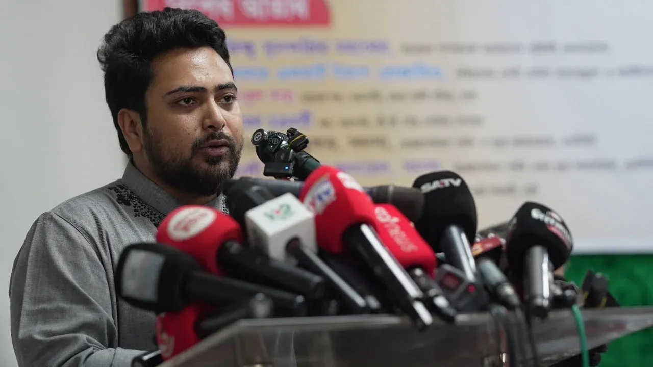 গণতন্ত্র শক্তিশালী হলেই সাম্প্রদায়িক সম্প্রীতি নিশ্চিত হবে: নাহিদ ইসলাম