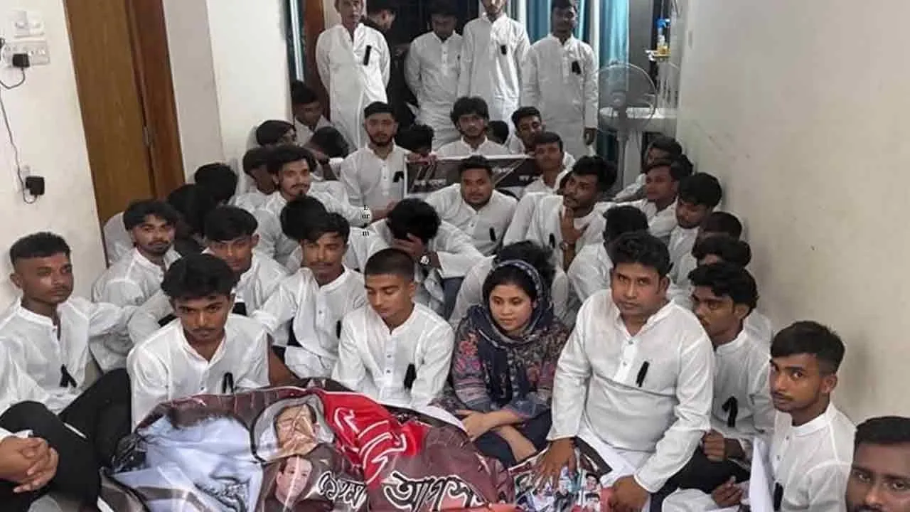 রাজধানীতে নিষিদ্ধ আওয়ামী লীগের ৫৩ নেতাকর্মী গ্রেপ্তার