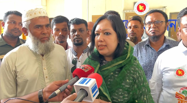 শেখ হাসিনা দেশে ফিরলে আইনি প্রক্রিয়াই অনুসরণ করতে হবে: রুমিন ফারহানা