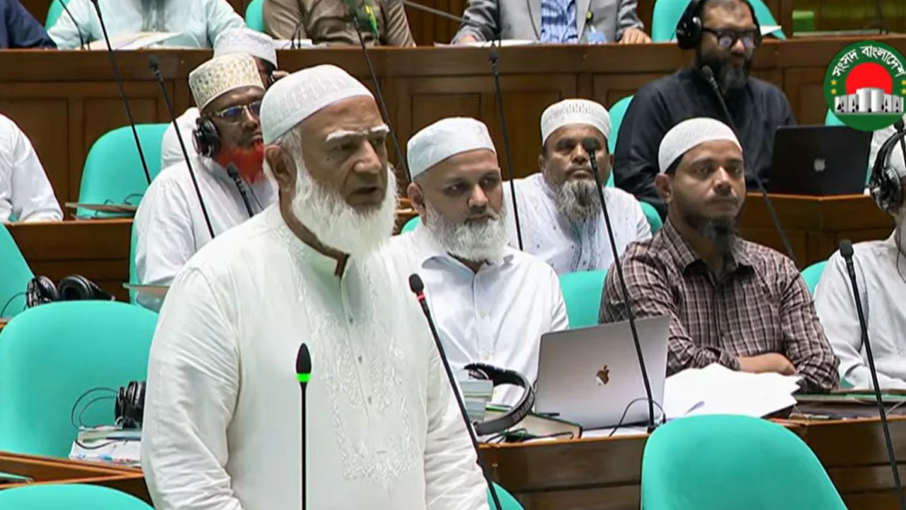 সূরা মুলকের তাফসির করলেন জামায়াত আমির, মুগ্ধ হয়ে শুনল সংসদ