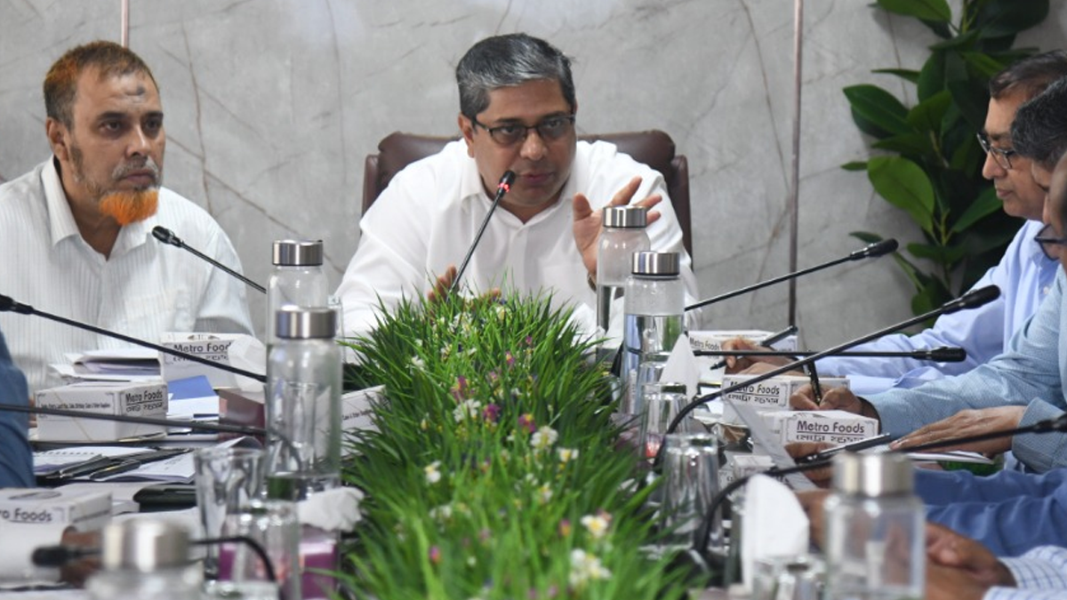 সরকারের ১৮০ দিনের অর্জন জনগণের সামনে বস্তুনিষ্ঠভাবে তুলে ধরতে হবে: স্থানীয় সরকার প্রতিমন্ত্রী