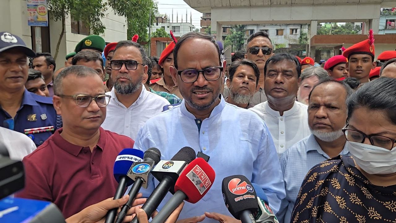 ডেঙ্গু প্রতিরোধে সচেতনতা ও পরিচ্ছন্নতার বিকল্প নেই: প্রতিমন্ত্রী