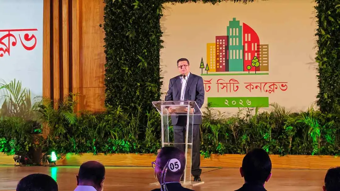 গুলশান-বারিধারার লেকের পানি ঠিক করতে না পারলে দেশ কীভাবে ঠিক করব: গৃহায়নমন্ত্রী