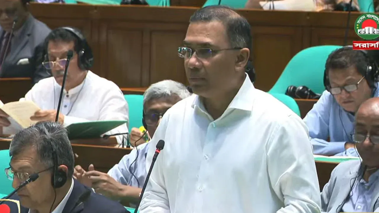 কয়েক মাসের মধ্যে সংসদের বিদ্যুৎ পুরোপুরি সৌরশক্তিনির্ভর হবে: প্রধানমন্ত্রী
