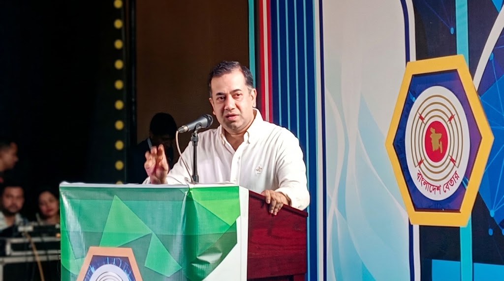 বেতার বিতর্ক প্রতিযোগিতা আঞ্চলিক পর্যায়ে ছড়িয়ে দেওয়া হবে: তথ্য প্রতিমন্ত্রী